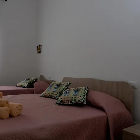 Casa Ferrante *